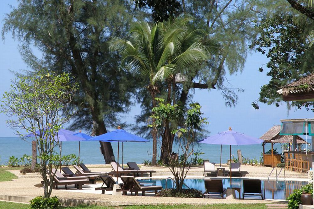 Hive Khaolak Beach Resort (Adults Only) Khao Lak Exterior photo